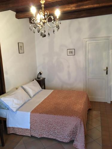 Il Cortile del Castello 1