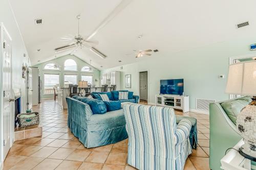 Surfside - image 6