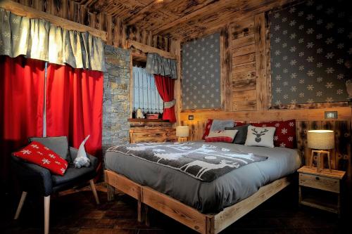 Suite with Sauna