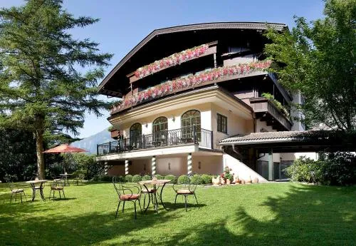 Aparthotel Landhaus St. Joseph (Indoor Pool) in Mayrhofen, Österreich