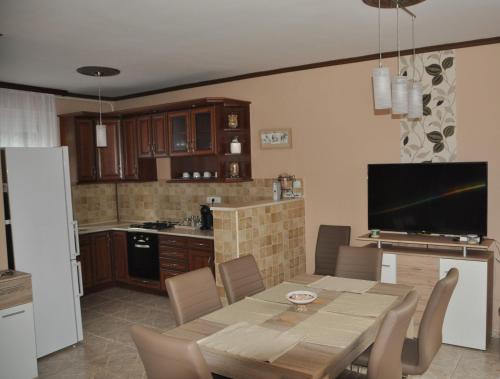 Győrszem Apartman - Apartment - Győr