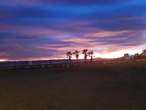 Sunset Beach 2