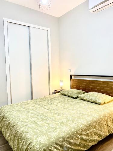 Madrid Binefar Aparment - image 4