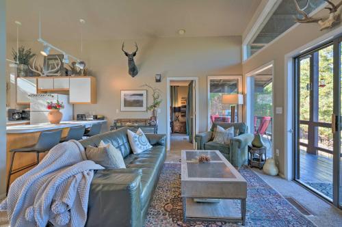 Rociada Mountain Hideaway Less Than 2 Mi to Pendaries Golf - image 5