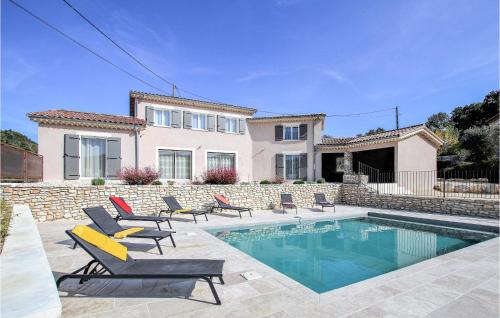 Nice Home In St Thom With 7 Bedrooms, Wifi And Outdoor Swimming Pool - Location saisonnière - Saint-Thomé