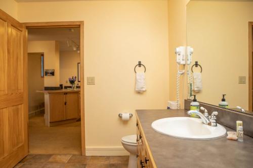 8176 Silver Mill condo - image 8
