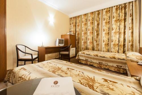 Hotel Retro - image 5