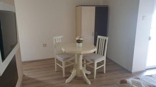 Apartments Kamenjar in Kamenjar