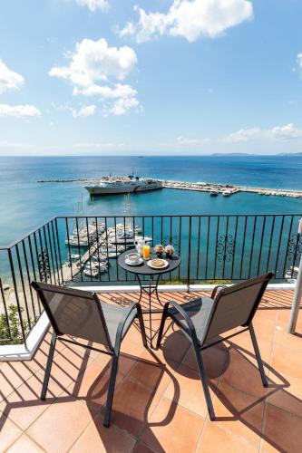 Servani Studios & Suites Servani Studios & Suites