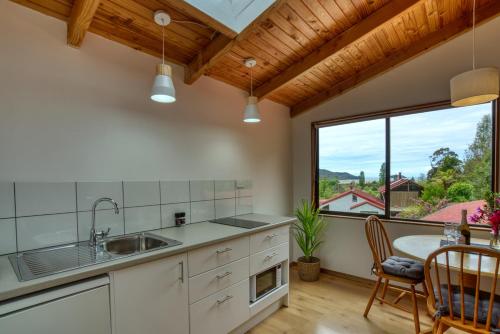 ห้องครัว, Buena Vista Apartment in มาราฮัว