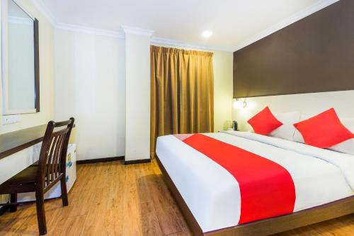 OYO 431 Hotel De Grand Orchard