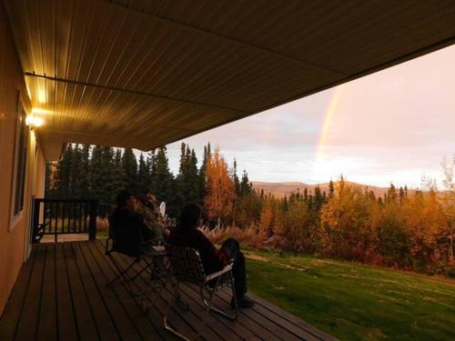 Aurora Viewing Deck and Peaceful Retreat - Tap to explore photos