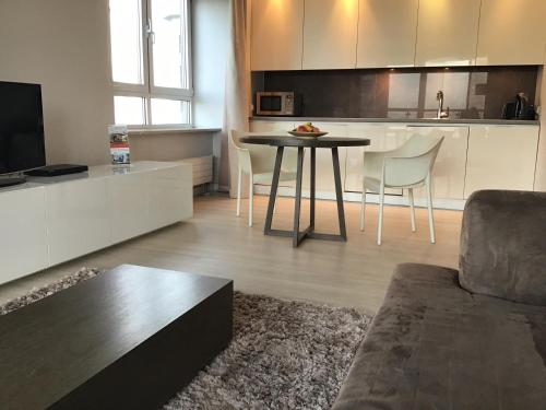 Platinum Towers Hotel Apartments - image 7