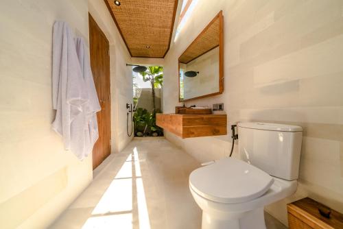 Five-Bedroom Villa with Private Pool image 5