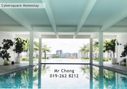 수영장, Cybersqaure Studio Suites with Netfilx @10 min walking distance to McD in 사이버자야