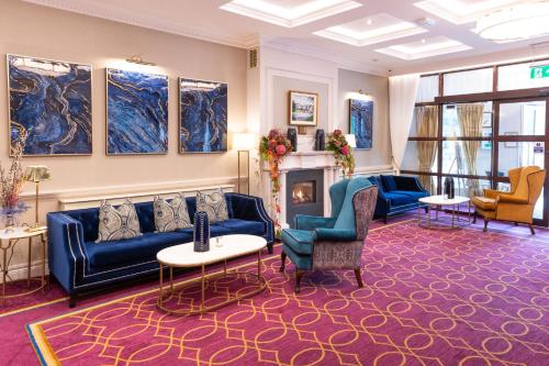 Cork's Vienna Woods Hotel & Villas - image 4