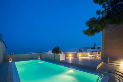 Aria Lito Mansion, Fira