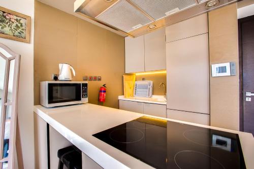 Stylish Studio in West Avenue Dubai Marina