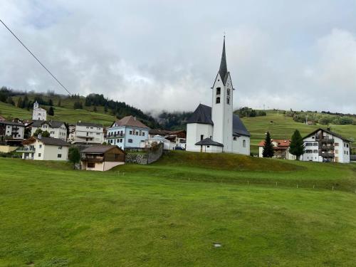 Bauernhof Sot Curtegns in Savognin, Schweiz