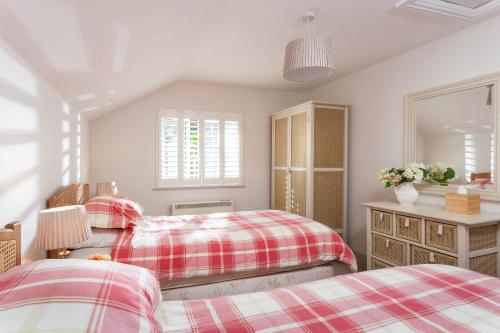 Trevarrow Cottage - image 6