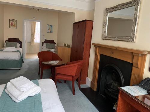 Peregrine House - image 3