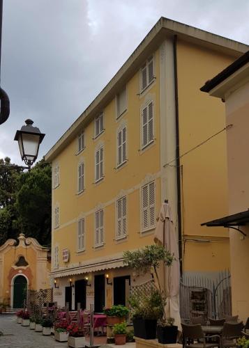 Hotel Doria in Varraze