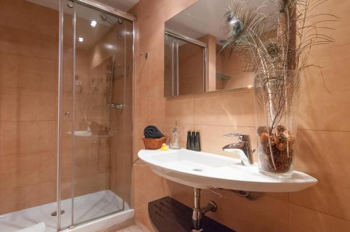 BizFlats Garden House - image 2