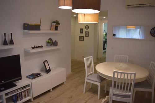Comfy 2-bedroom hideout in Belem!