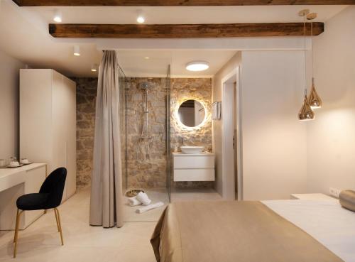 Double room, deluxe