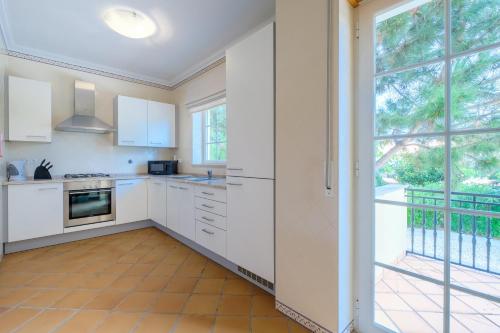 D. Sebastiao Townhouse