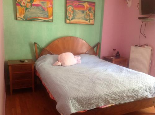 Apartment with barbecue 1 km beach, Ateny