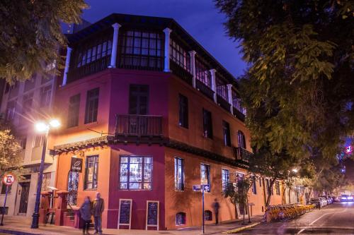 ラスタリア ツーリスト アパートメンツ 43-61