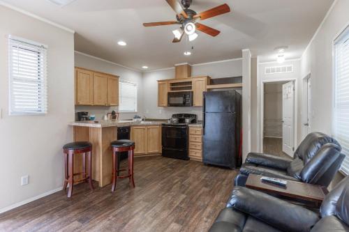 1450 Lodging - main image