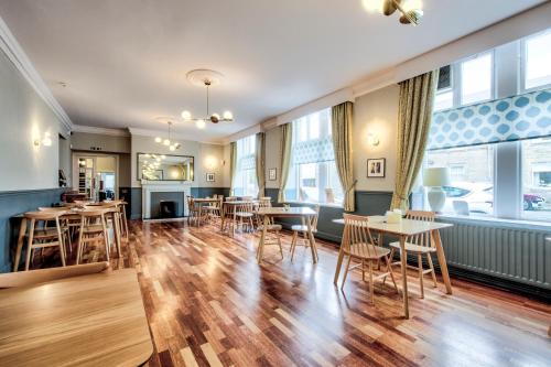 The Castle Hotel & Restaurant