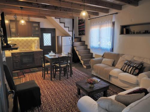 Létesítmények, Ypsus House Stemnitsa in Stemnitsa