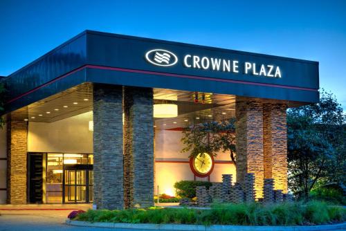 Crowne Plaza Suffern-Mahwah