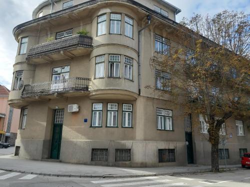 A szálláshely kívülről, Mrežnički kutak (Mreznicki kutak) in Duga Reza
