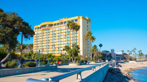 Crowne Plaza Hotel Ventura Beach, an IHG Hotel