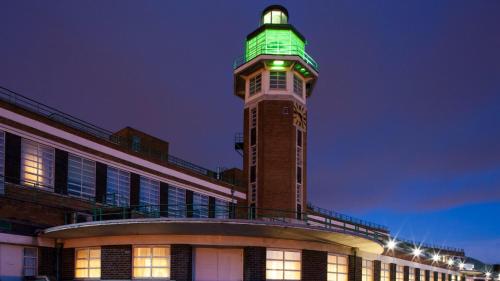 Crowne Plaza Liverpool - John Lennon Airport an IHG Hotel - image 10