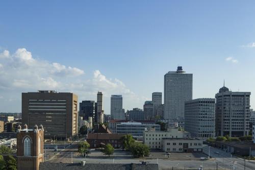 Crowne Plaza Memphis Downtown by IHG