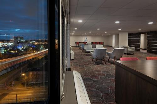 Crowne Plaza Memphis Downtown by IHG