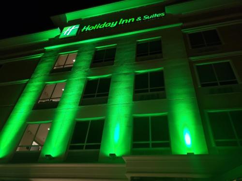 Holiday Inn & Suites - Hopkinsville - Convention Ctr, an IHG Hotel