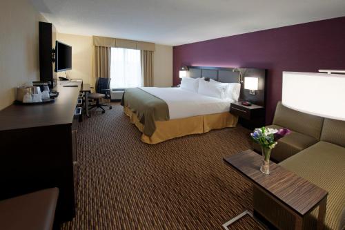 Holiday Inn Express Hotel & Suites Clearfield, an IHG Hotel