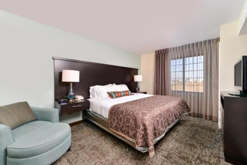 Staybridge Suites O'Fallon Chesterfield an IHG Hotel - image 2