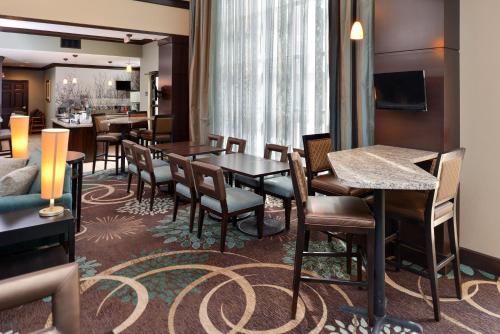 Staybridge Suites O'Fallon Chesterfield, an IHG Hotel