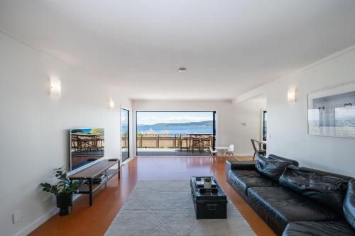 Lakeview Lookout - image 4