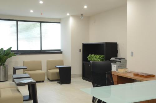 273378386 Crowne Plaza Hotel Mexico City North-Tlalnepantla by IHG