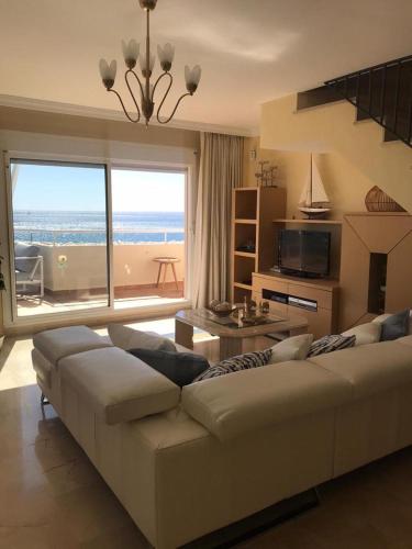Apartment with Sea View image 7
