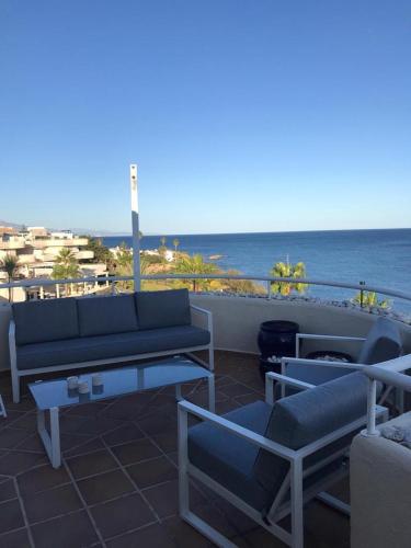 Apartment with Sea View image 4