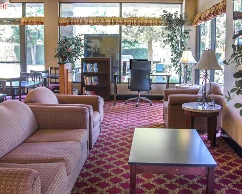 Quality Inn Riverside near UCR and Downtown